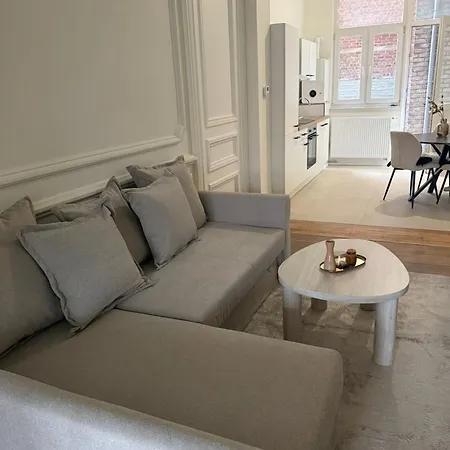 Luxury Riverfront Near La Meuse *