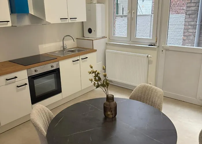 Luxury Riverfront Near La Meuse