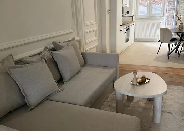 Luxury Riverfront Near La Meuse *